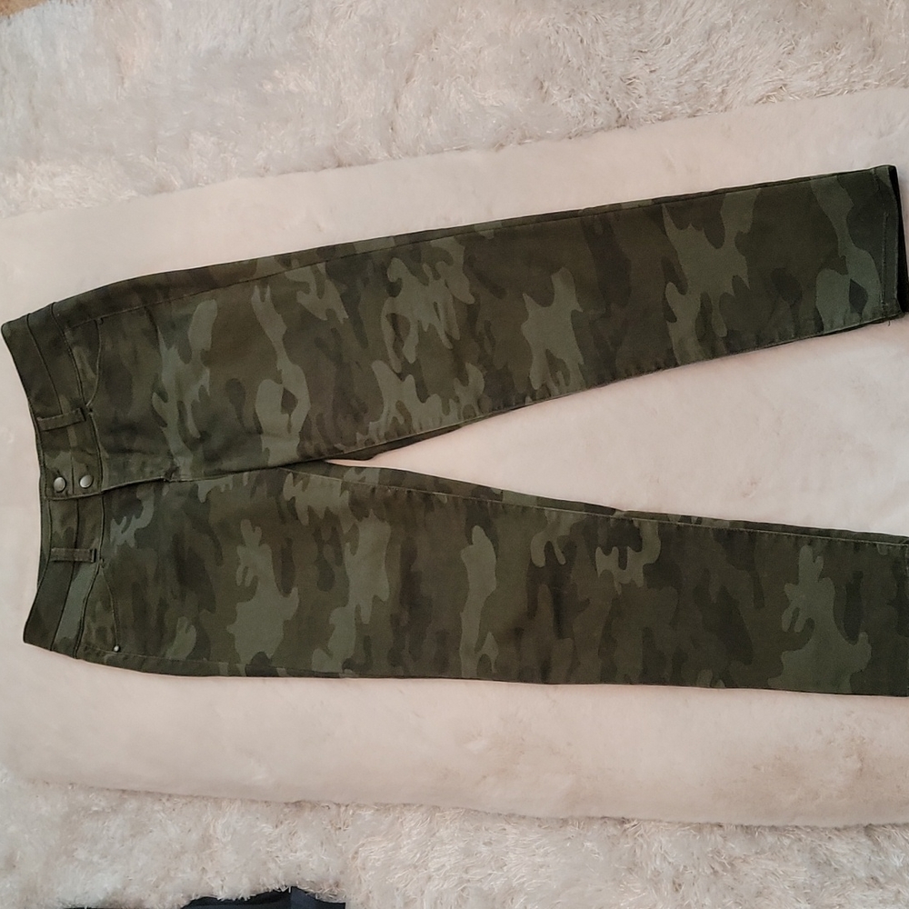 Tinseltown Denim Couture Camouflage Pants
